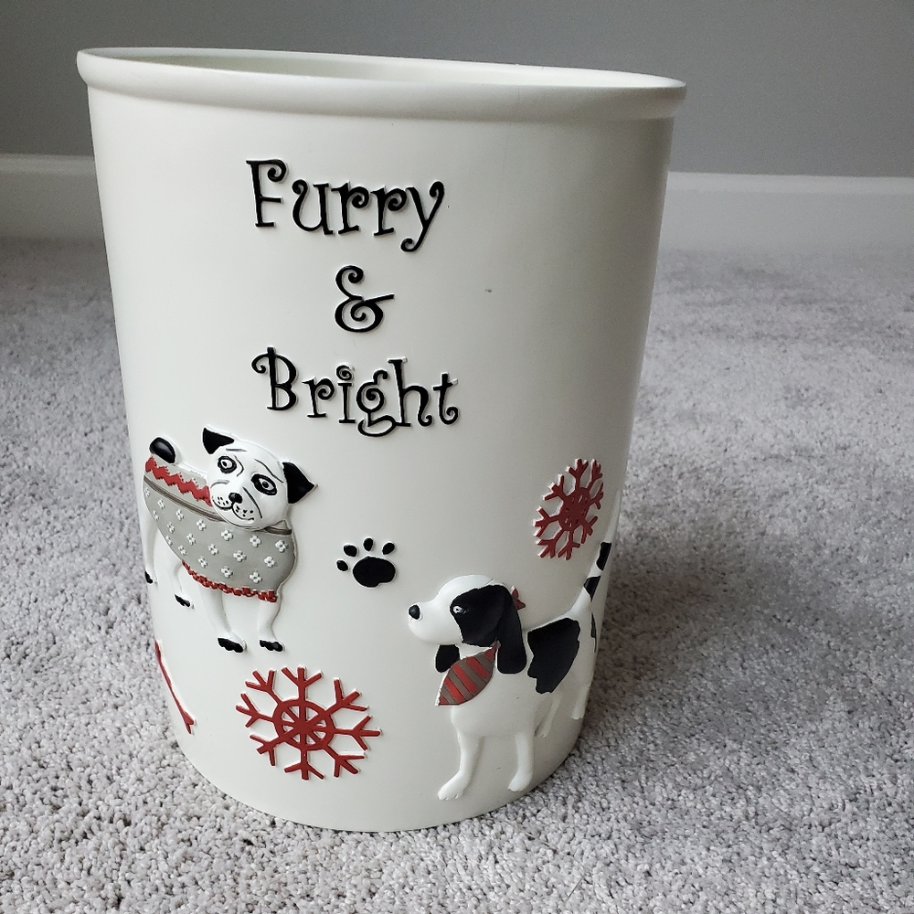 NWOT PAW DAYS WASTE BASKET - Picture 1 of 2